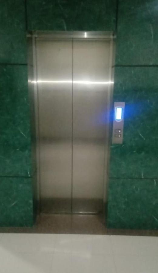 Hak Mall Suites And Apartments 拉瓦尔品第 外观 照片